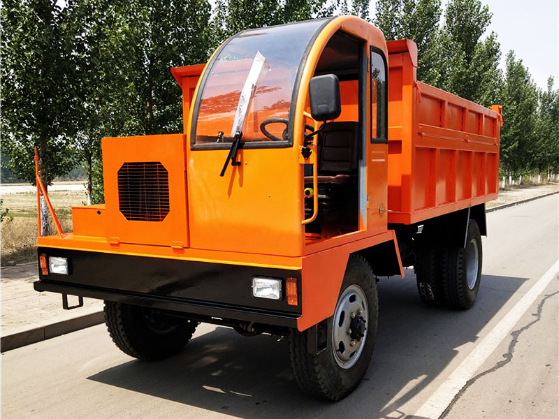 工程運(yùn)輸四驅(qū)車